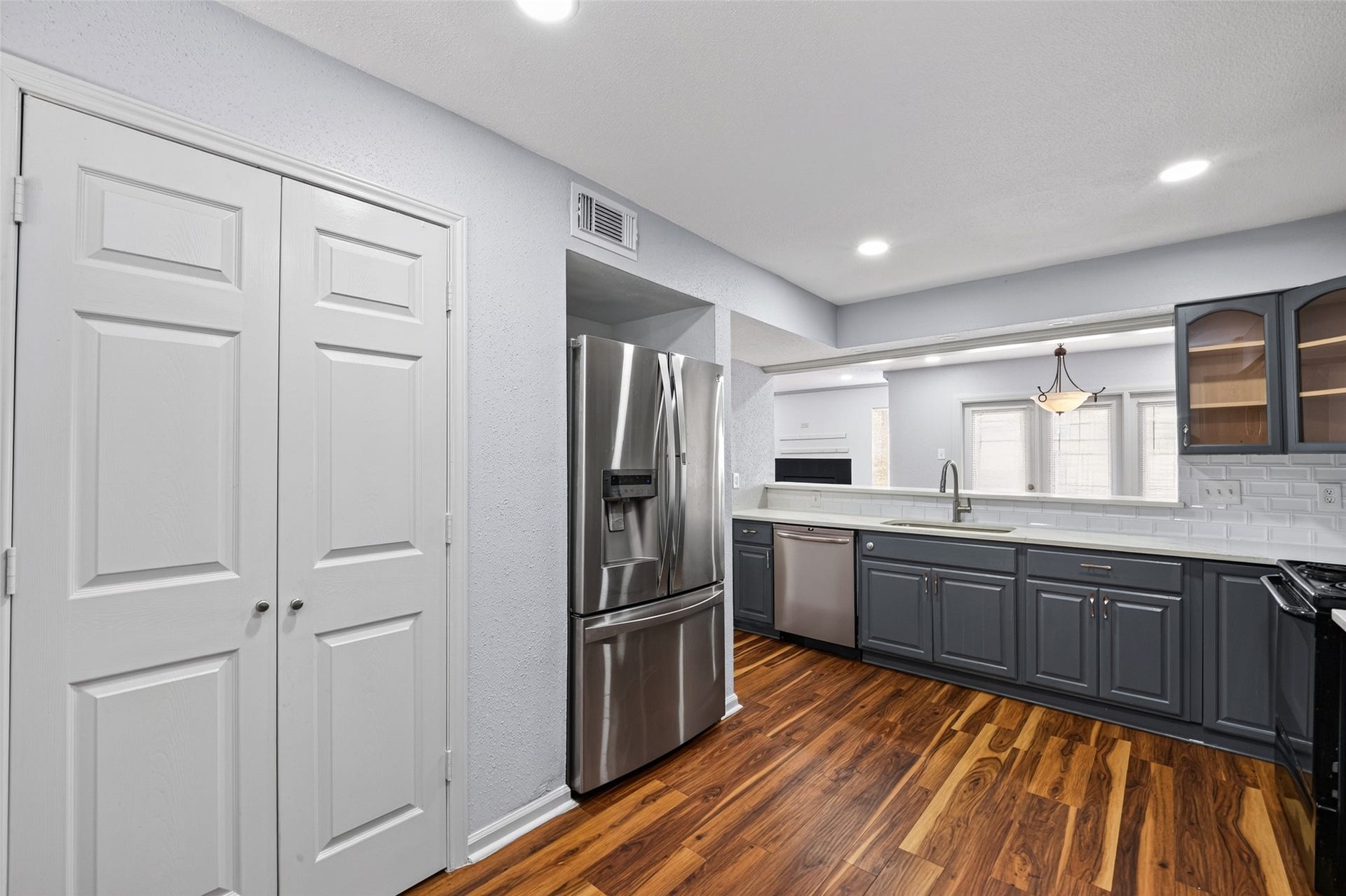 7365 Antoine Drive, Houston, TX 77088 7365 Antoine Drive, Houston, TX 77088