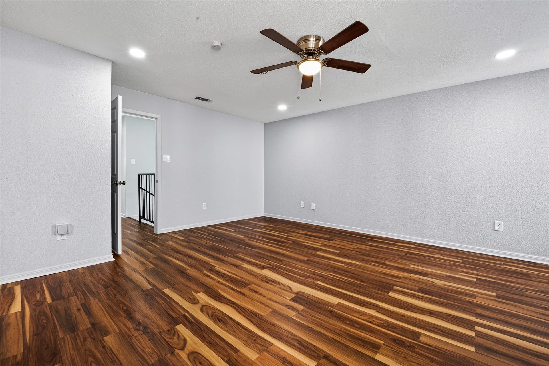 7365 Antoine Drive, Houston, TX 77088 Primary Bedroom