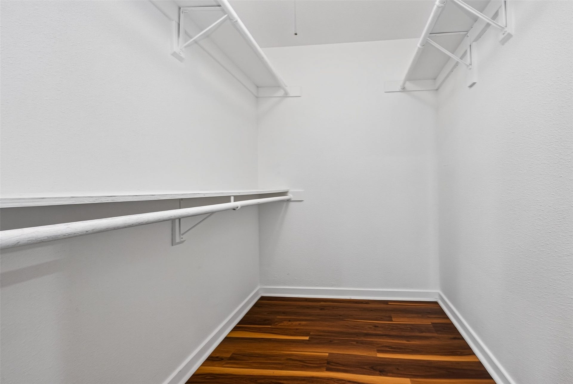 7365 Antoine Drive, Houston, TX 77088 Primary closet