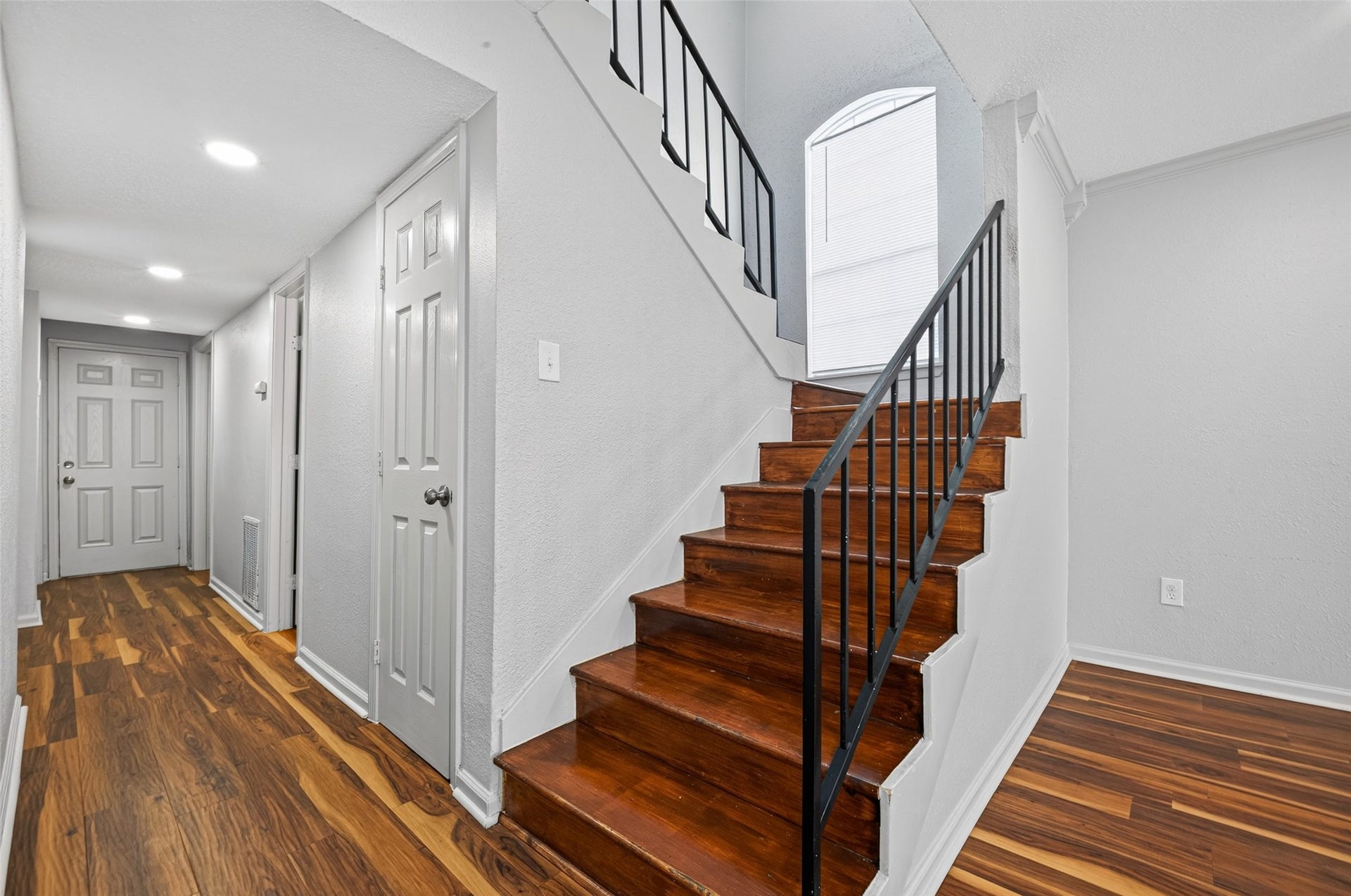 7365 Antoine Drive, Houston, TX 77088 7365 Antoine Drive, Houston, TX 77088