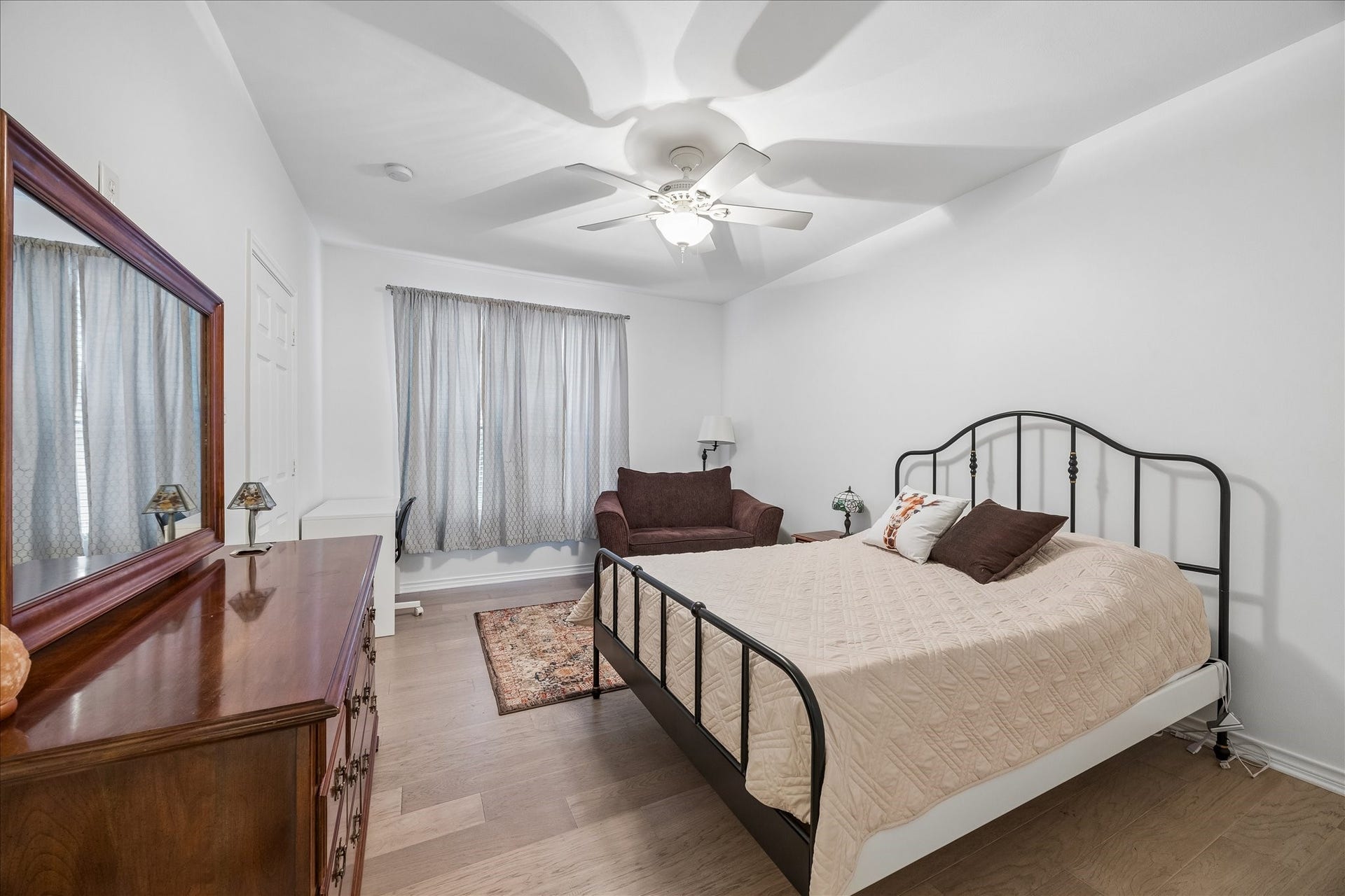 1881 Bering Drive, #37, Houston, TX 77057 1881 Bering Drive, #37, Houston, TX 77057