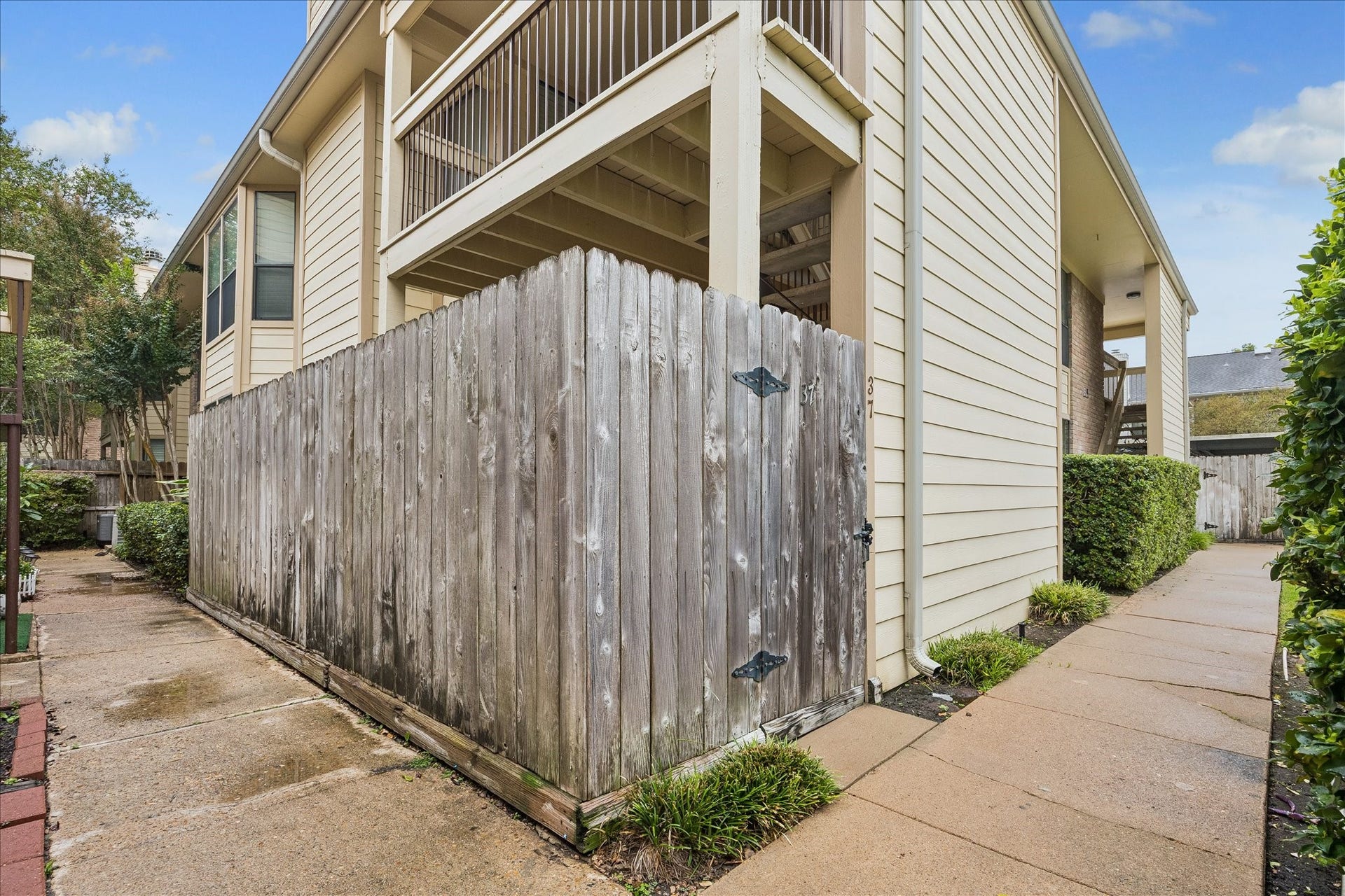 1881 Bering Drive, #37, Houston, TX 77057 1881 Bering Drive, #37, Houston, TX 77057