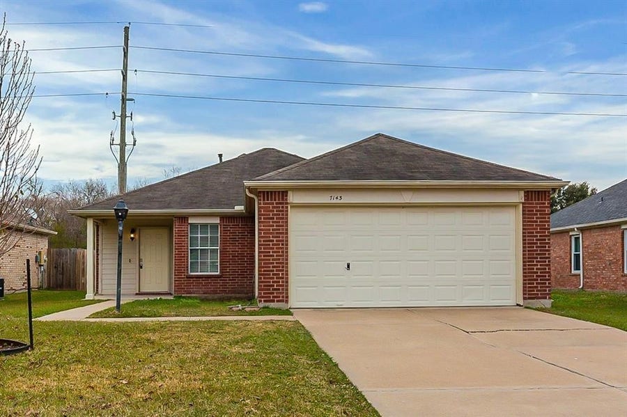 Property photo for 7143 Chickory Woods Lane, Houston, TX