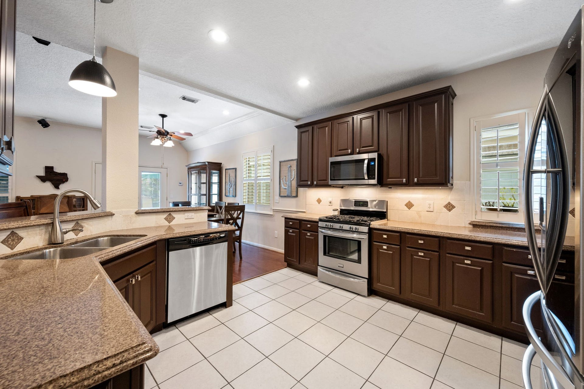 6020 Timber Oaks Ridge, Humble, TX 77346 6020 Timber Oaks Ridge, Humble, TX 77346