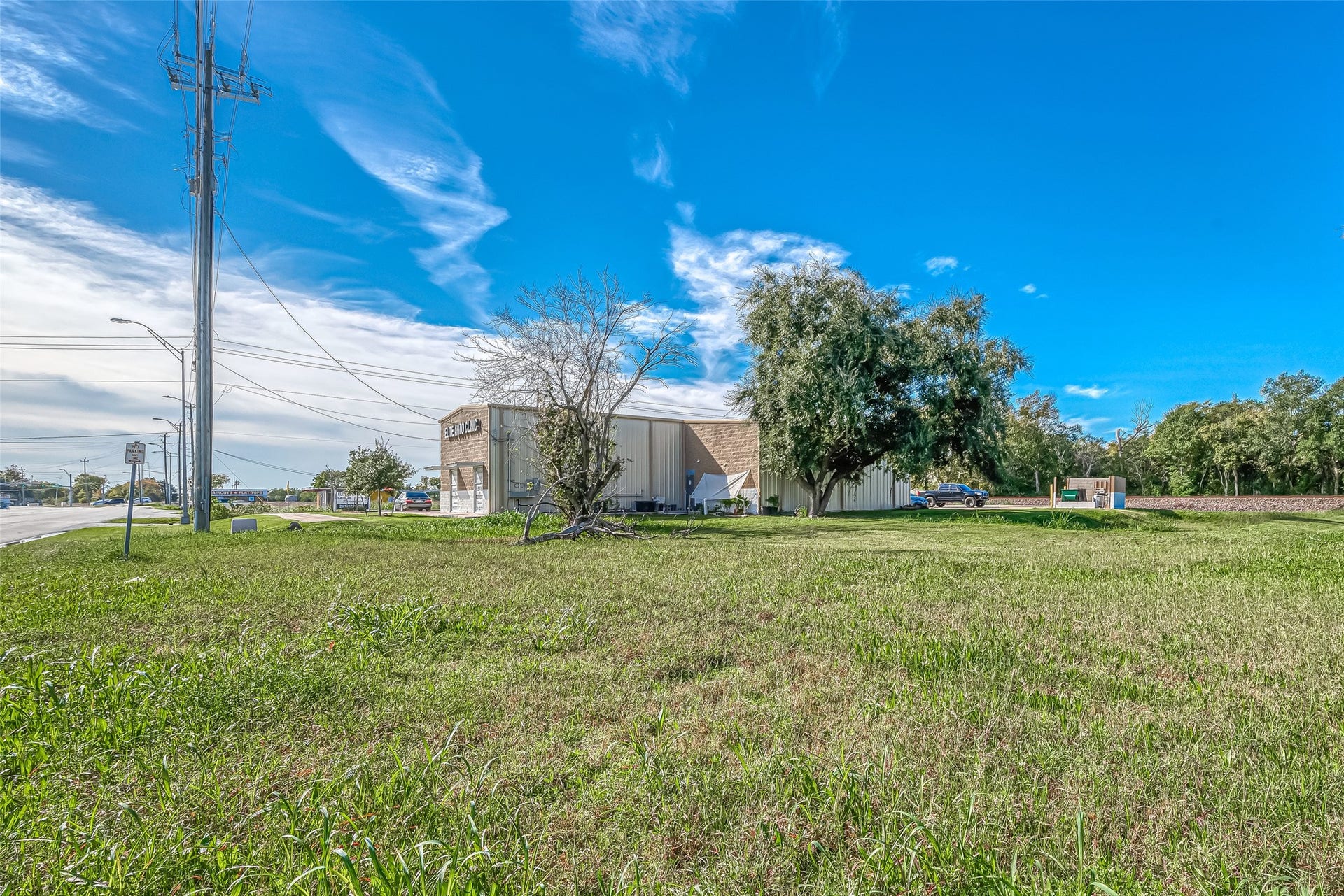 2422-2436 S Main Street, Pearland, TX 77581 2422-2436 S Main Street, Pearland, TX 77581