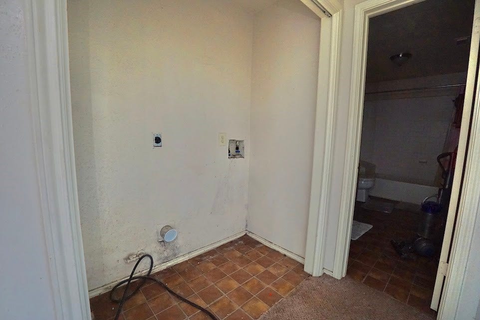 110 Almond Drive, Lake Jackson, TX 77566 110 Almond Drive, Lake Jackson, TX 77566