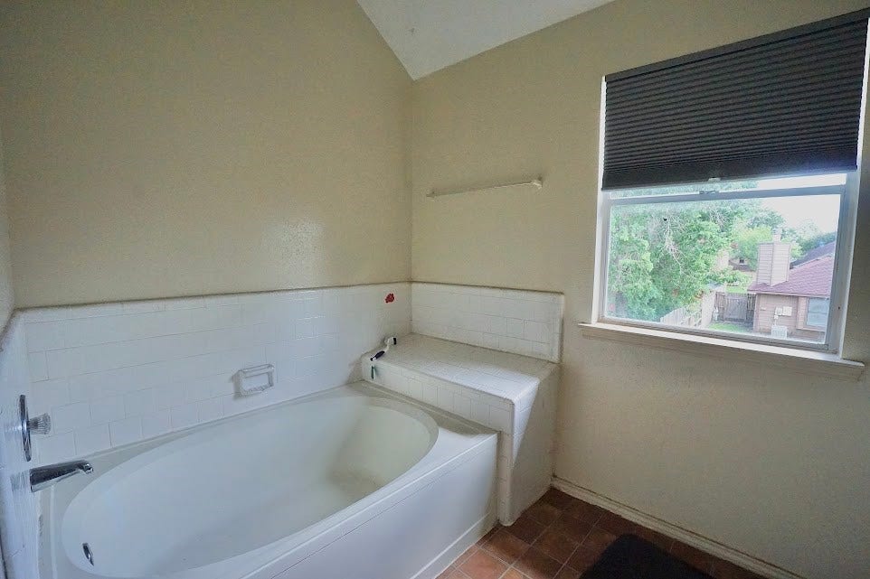 110 Almond Drive, Lake Jackson, TX 77566 110 Almond Drive, Lake Jackson, TX 77566