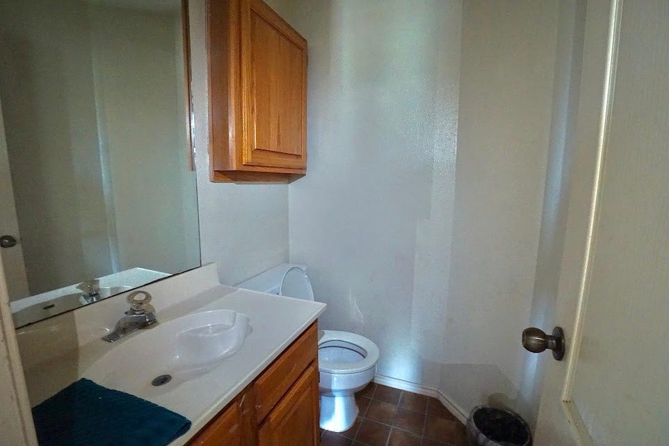 110 Almond Drive, Lake Jackson, TX 77566 110 Almond Drive, Lake Jackson, TX 77566