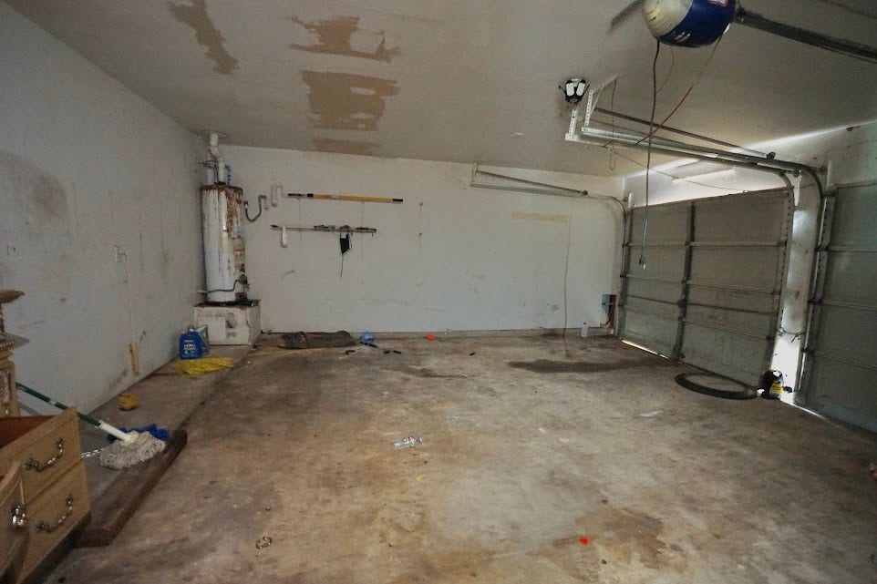 110 Almond Drive, Lake Jackson, TX 77566 110 Almond Drive, Lake Jackson, TX 77566