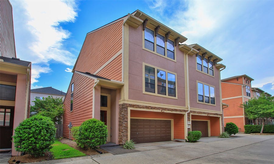 Property photo for 1049 W 22nd Street, #I, Houston, TX