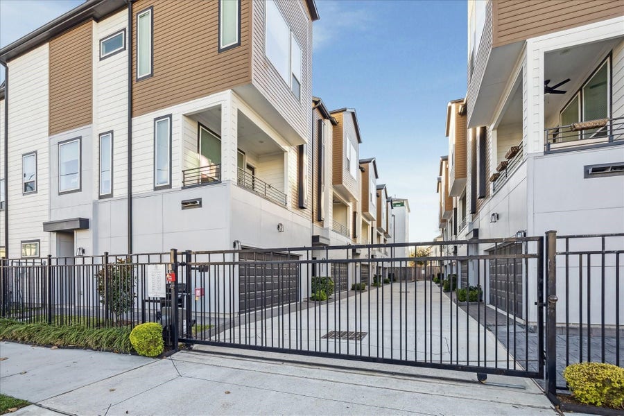 Property photo for 1603 Patterson Street, #E, Houston, TX
