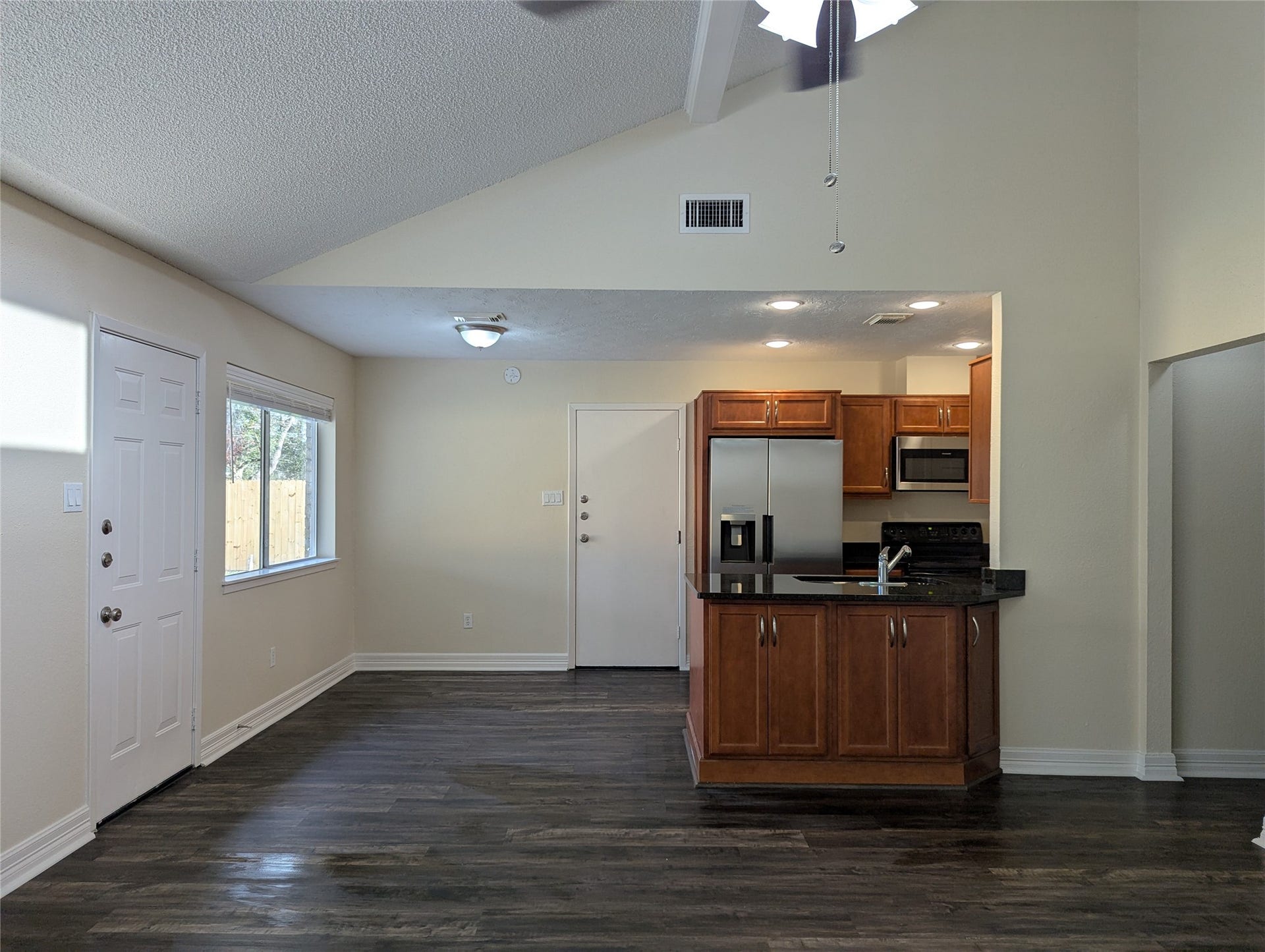 1601 Live Oak Hollow Street, Pearland, TX 77581 1601 Live Oak Hollow Street, Pearland, TX 77581