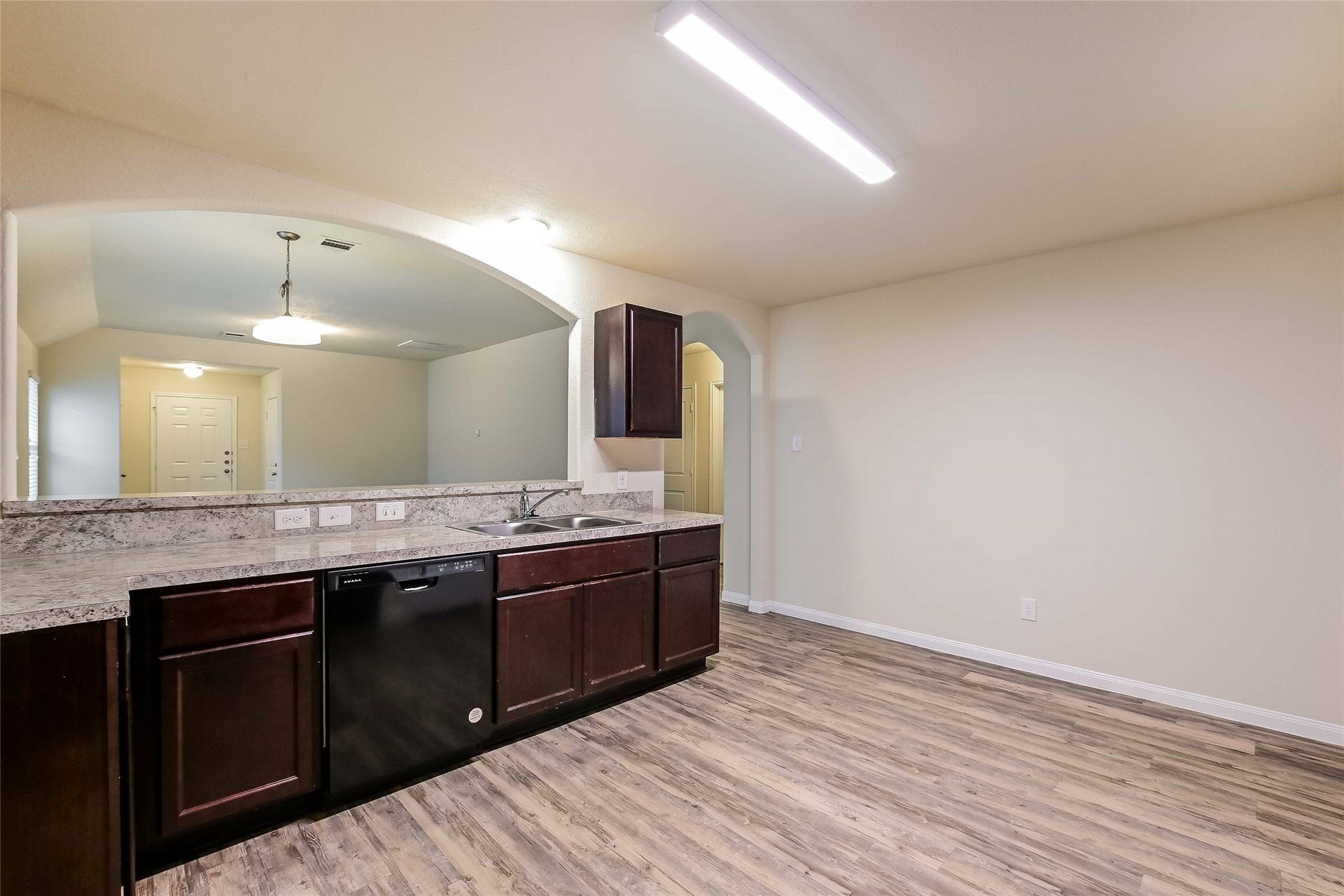 18818 Brescia Lane, Katy, TX 77449 Photos may be representative of the floor plan and not the exact home. Finishes, layout, and features of the actual property for lease may vary.