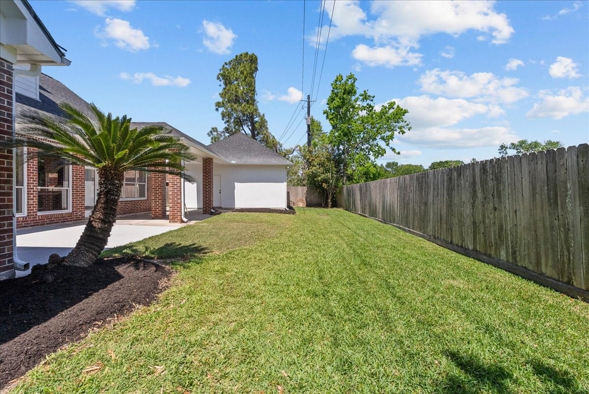1806 Winter Knoll Way, Houston, TX 77062 1806 Winter Knoll Way, Houston, TX 77062