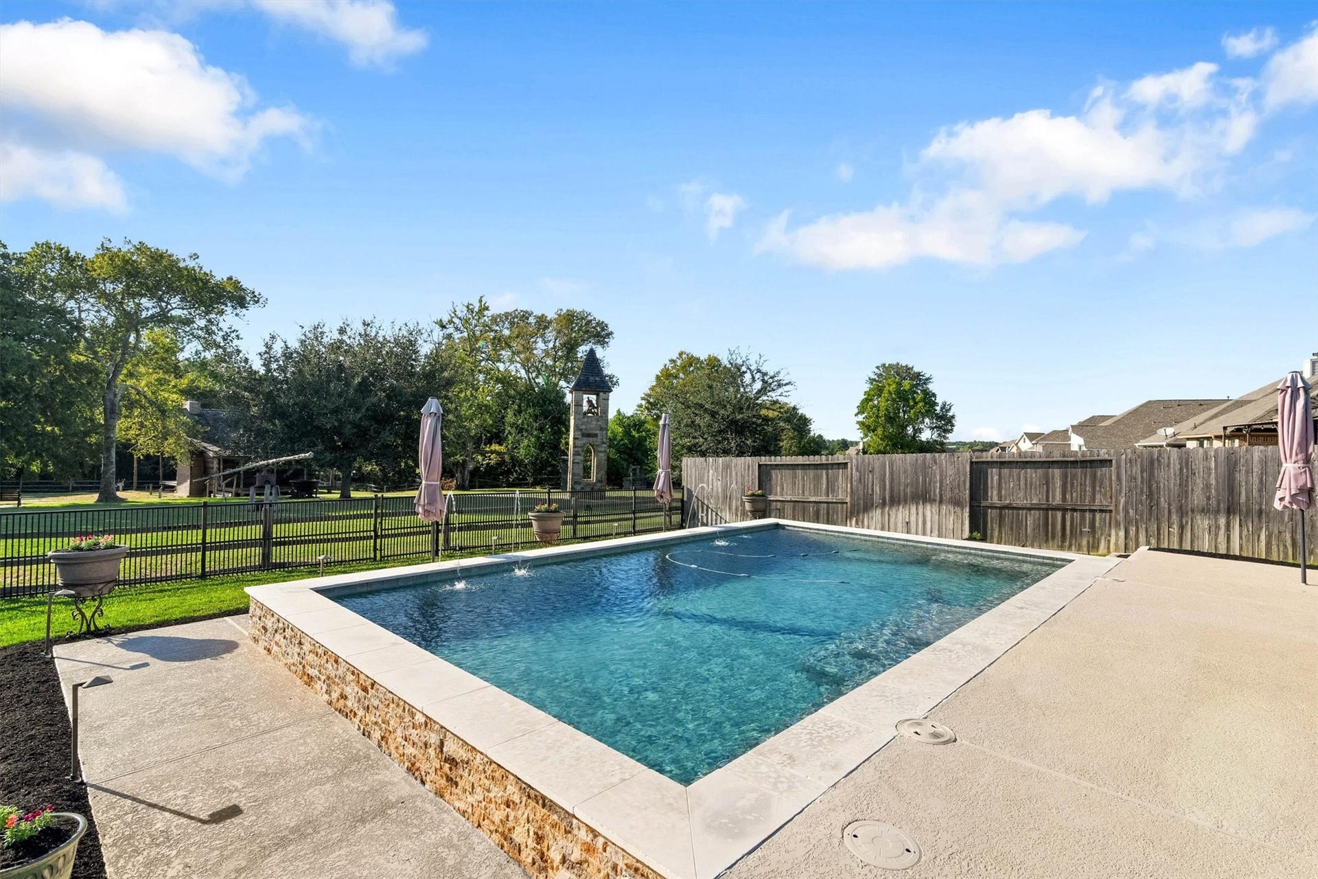 222 Racetrack Lane, Montgomery, TX 77356 222 Racetrack Lane, Montgomery, TX 77356
