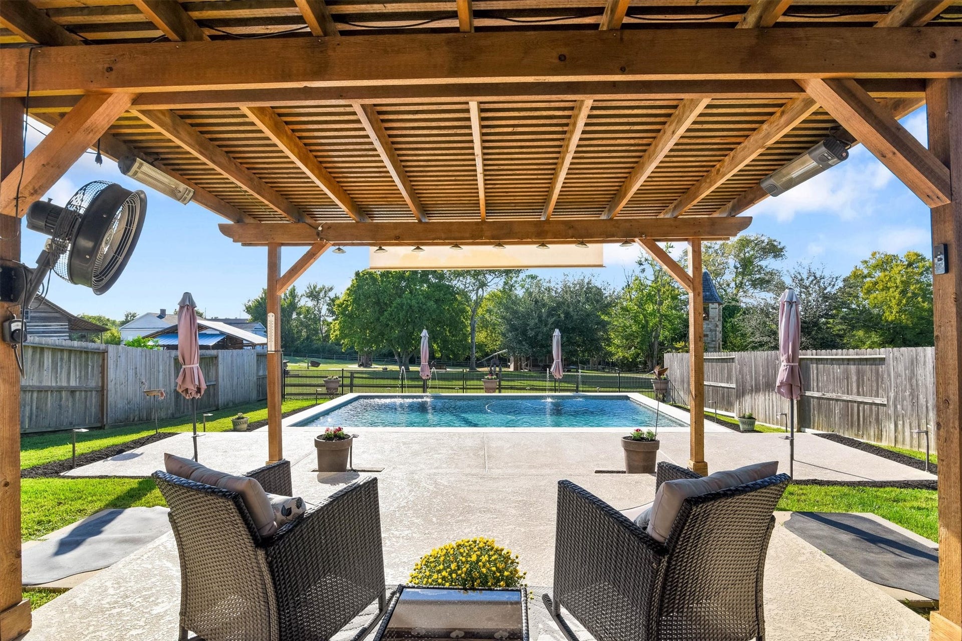 222 Racetrack Lane, Montgomery, TX 77356 222 Racetrack Lane, Montgomery, TX 77356