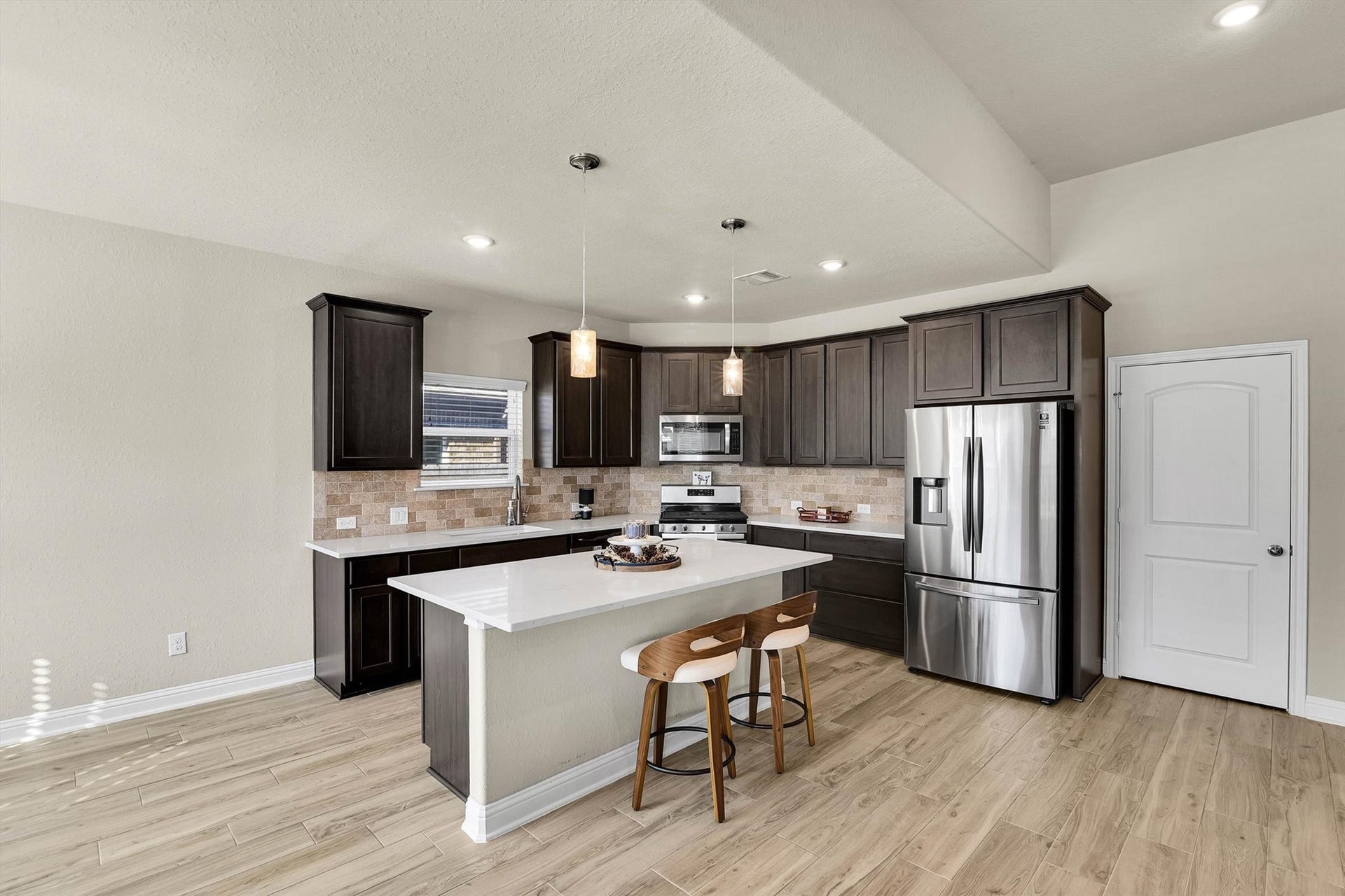 222 Racetrack Lane, Montgomery, TX 77356 222 Racetrack Lane, Montgomery, TX 77356