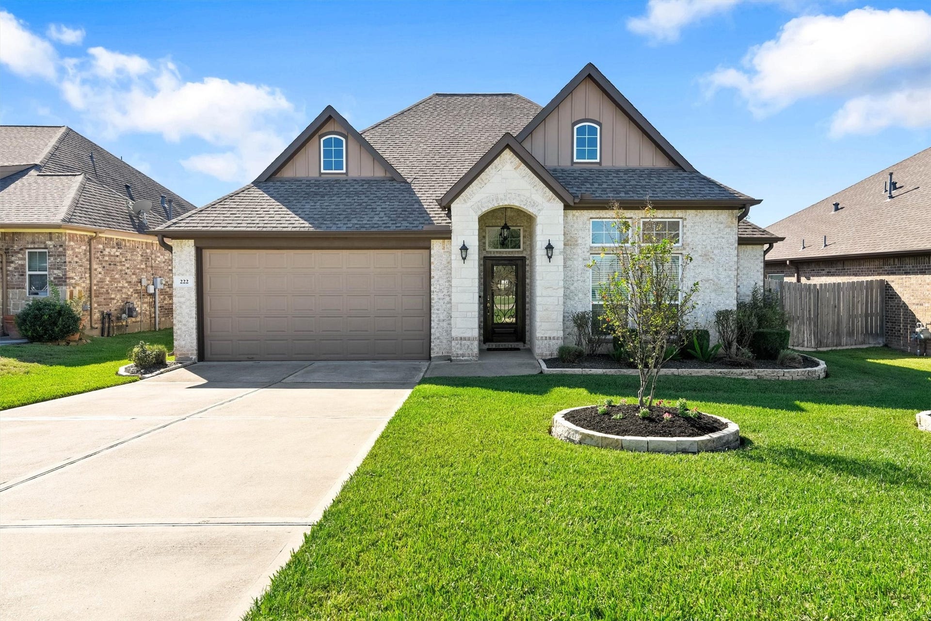 222 Racetrack Lane, Montgomery, TX 77356 222 Racetrack Lane, Montgomery, TX 77356