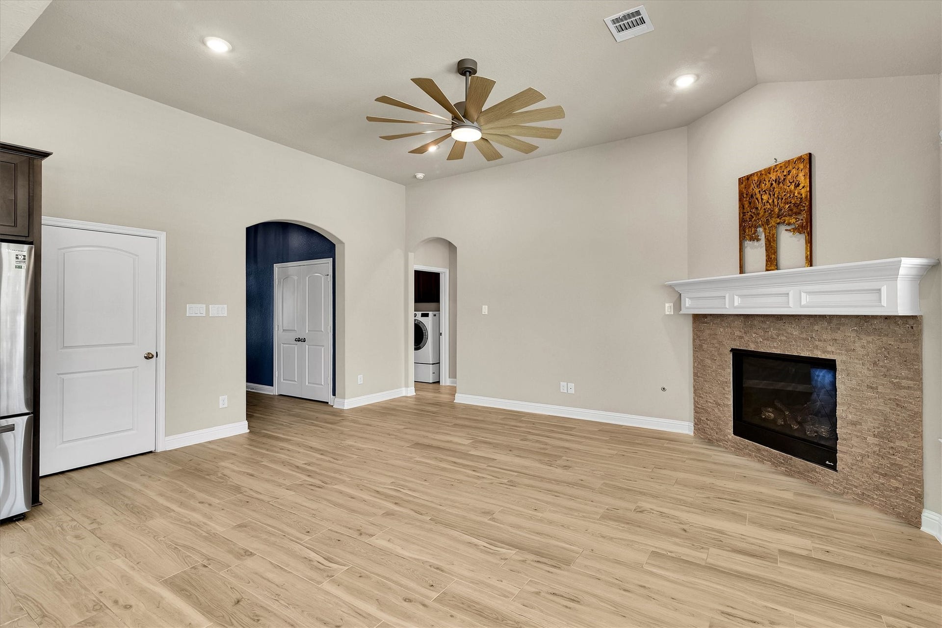 222 Racetrack Lane, Montgomery, TX 77356 222 Racetrack Lane, Montgomery, TX 77356