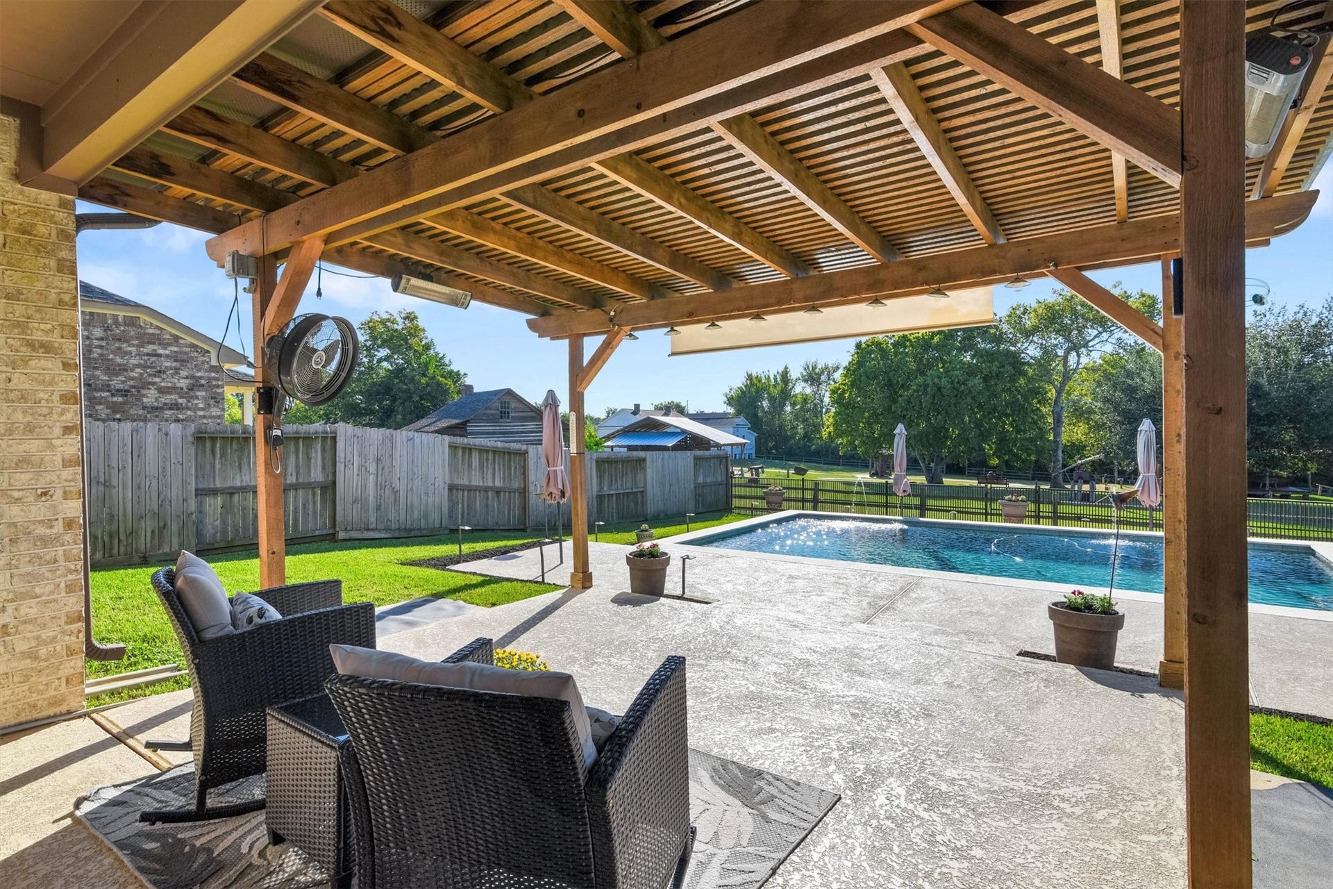 222 Racetrack Lane, Montgomery, TX 77356 222 Racetrack Lane, Montgomery, TX 77356