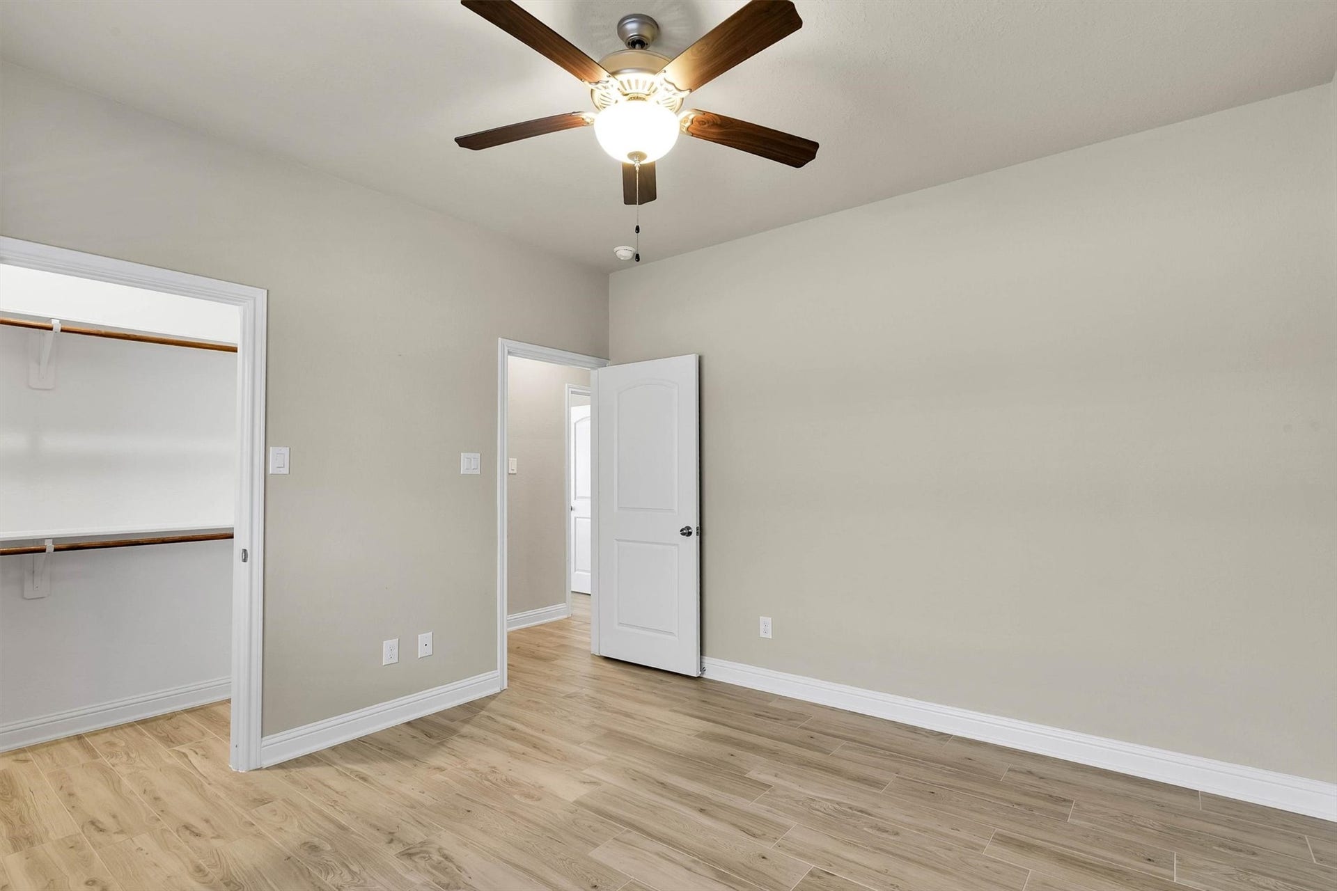 222 Racetrack Lane, Montgomery, TX 77356 222 Racetrack Lane, Montgomery, TX 77356