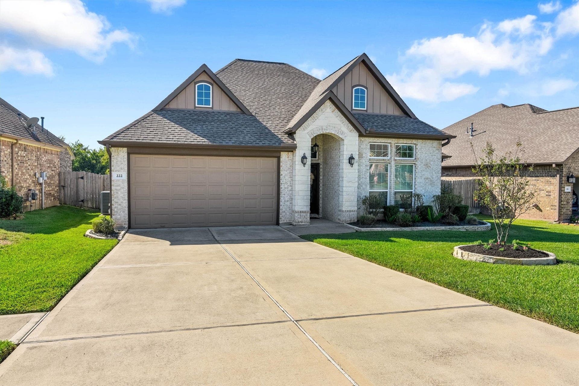 222 Racetrack Lane, Montgomery, TX 77356 222 Racetrack Lane, Montgomery, TX 77356