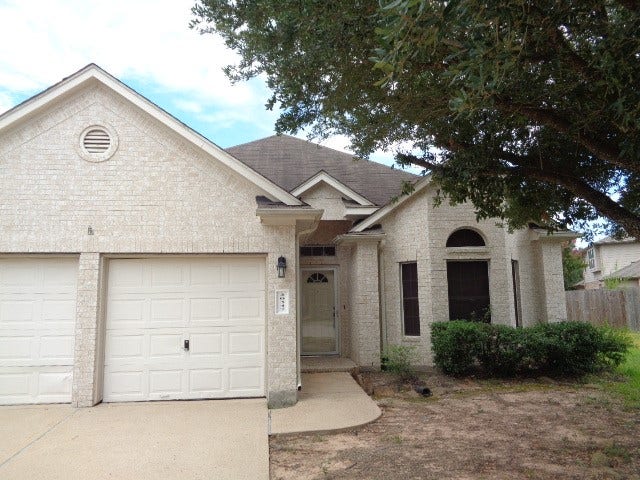 Property photo for 20347 Yosemite Falls Drive, Tomball, TX