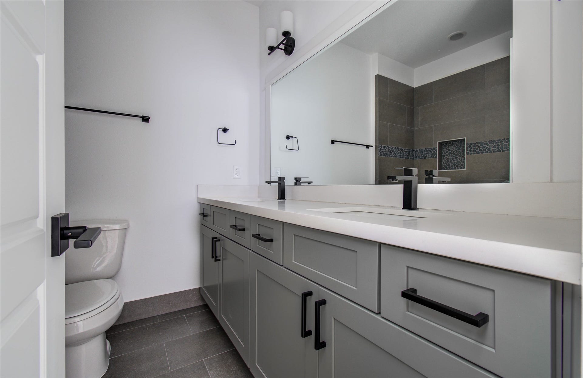 2054 Johanna Creek Drive, Houston, TX 77055 2054 Johanna Creek Drive, Houston, TX 77055