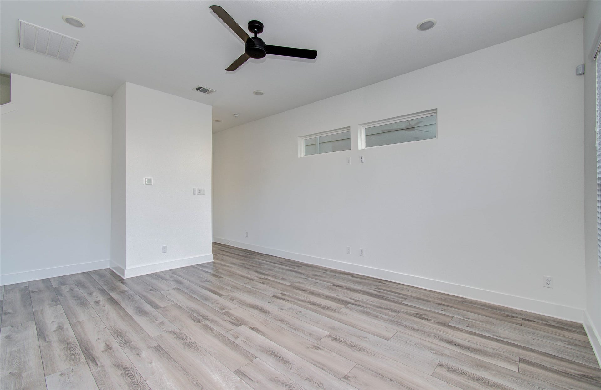 2054 Johanna Creek Drive, Houston, TX 77055 2054 Johanna Creek Drive, Houston, TX 77055