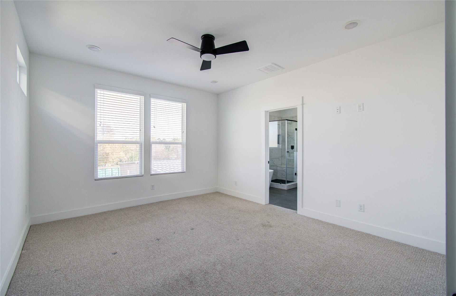 2054 Johanna Creek Drive, Houston, TX 77055 2054 Johanna Creek Drive, Houston, TX 77055