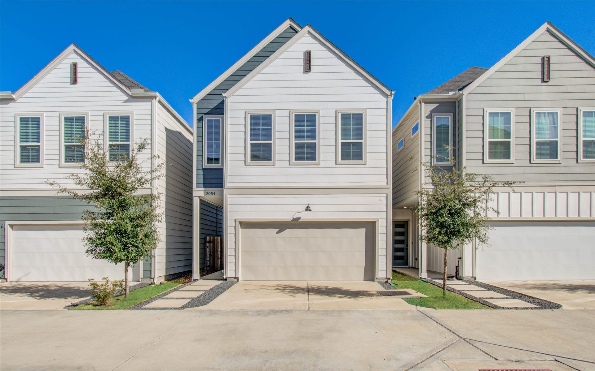2054 Johanna Creek Drive, Houston, TX 77055 2054 Johanna Creek Drive, Houston, TX 77055