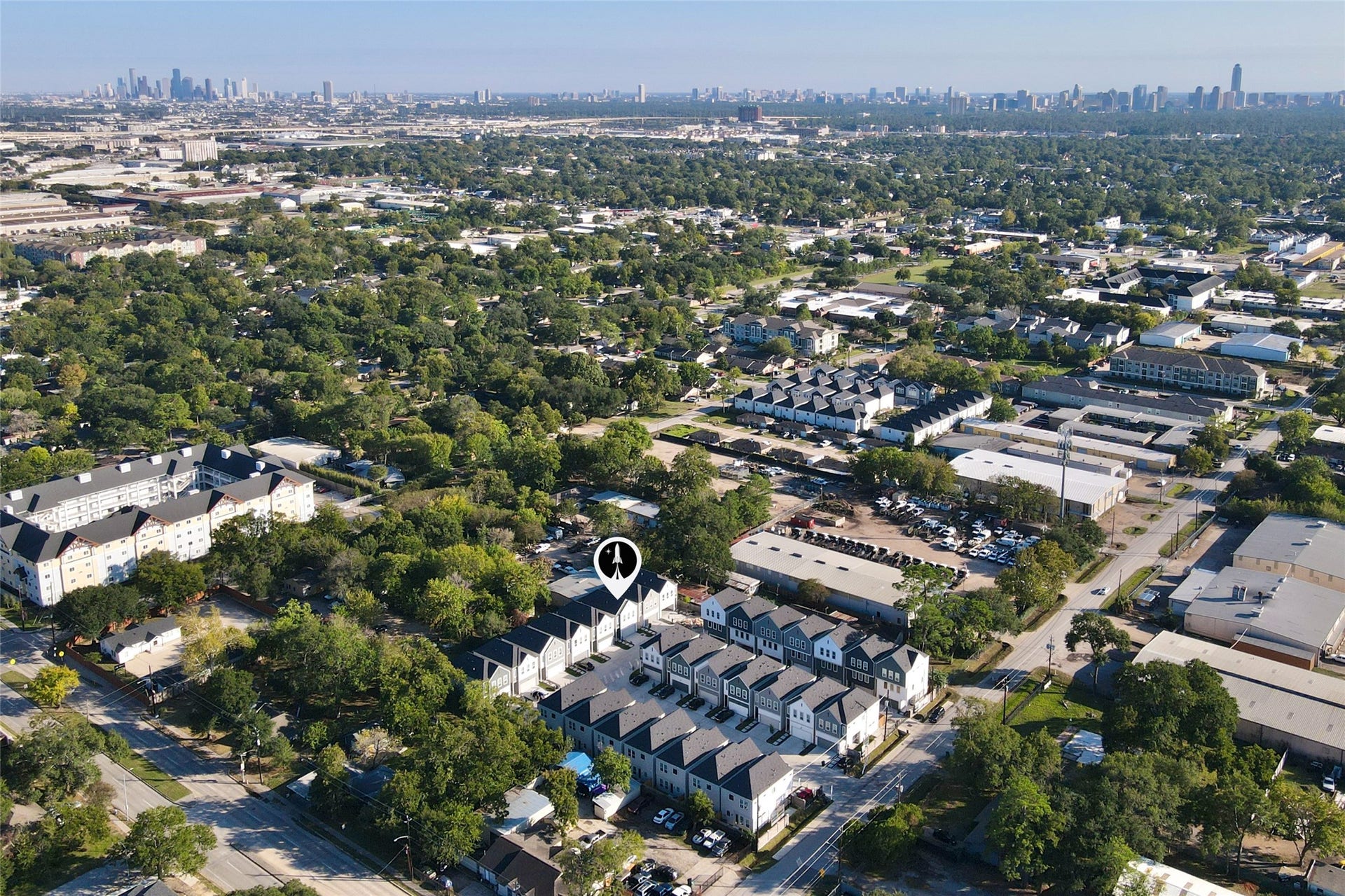 2054 Johanna Creek Drive, Houston, TX 77055 2054 Johanna Creek Drive, Houston, TX 77055