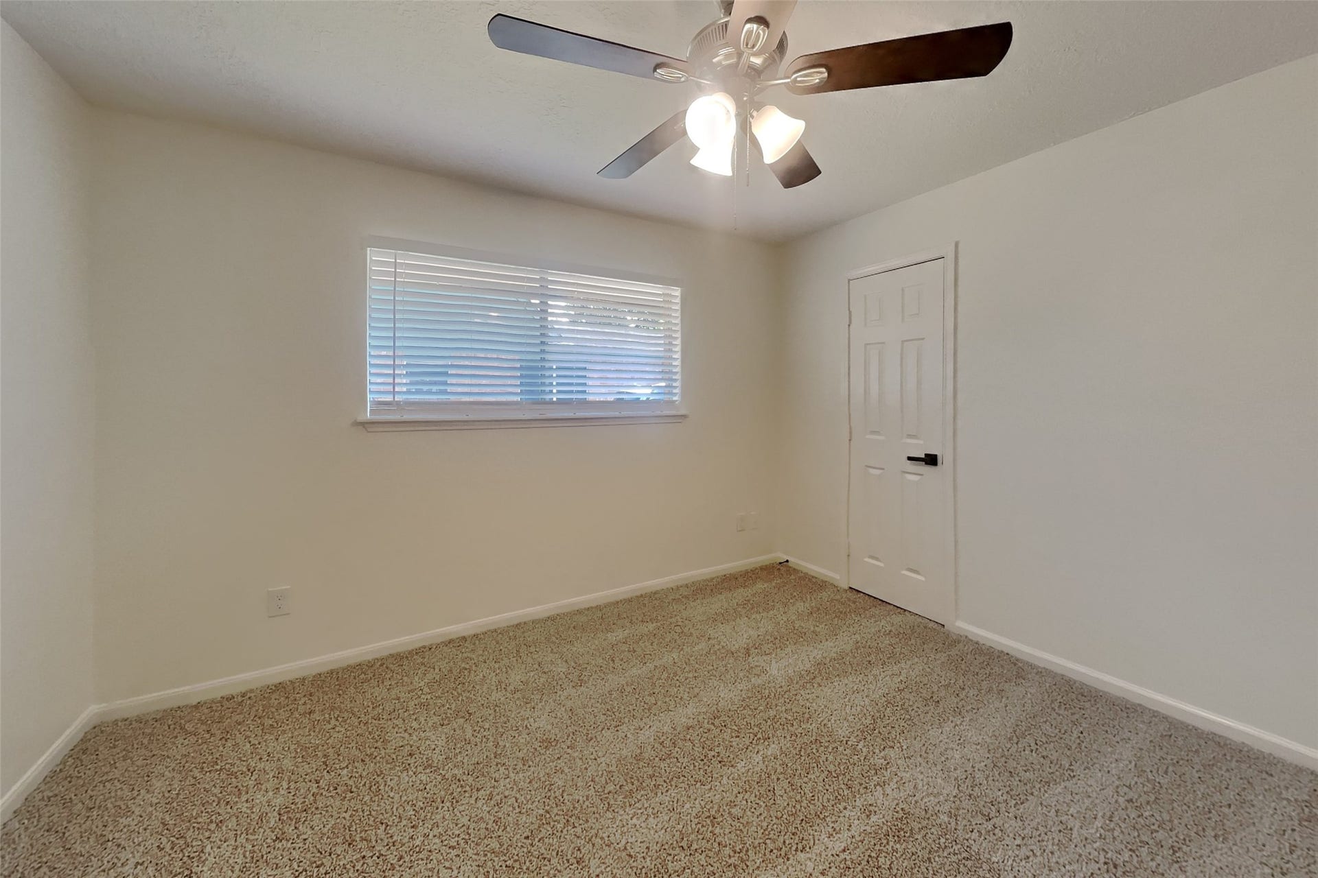 19715 Sweet Forest Lane, Humble, TX 77346 19715 Sweet Forest Lane, Humble, TX 77346