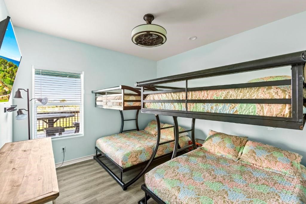 1157 Alex Drive, Gilchrist, TX 77617 1157 Alex Drive, Gilchrist, TX 77617