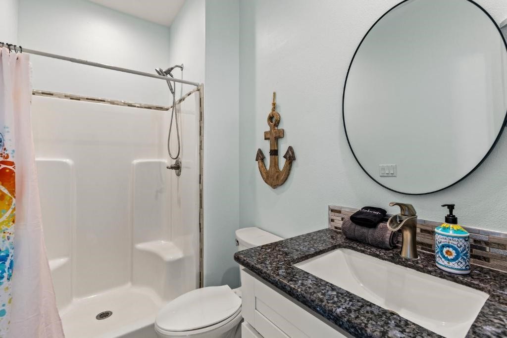 1157 Alex Drive, Gilchrist, TX 77617 1157 Alex Drive, Gilchrist, TX 77617