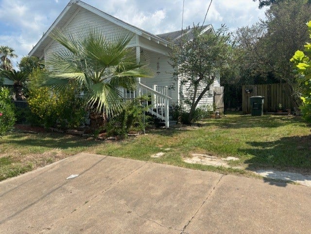 Property photo for 4413 Bernardo De Galvez, Galveston, TX