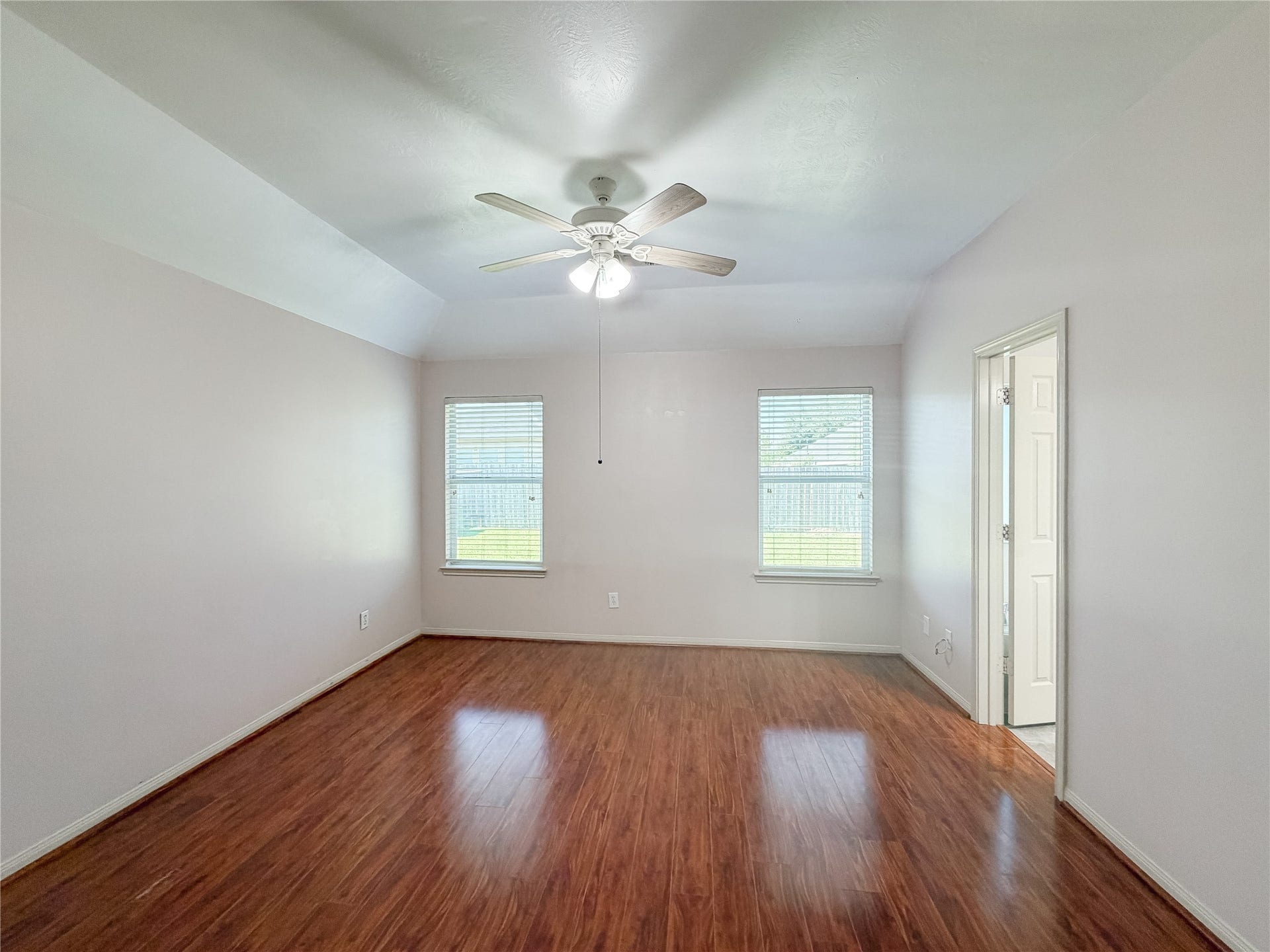 8110 Saragosa Blue Lane, Richmond, TX 77407 Primary Bedroom