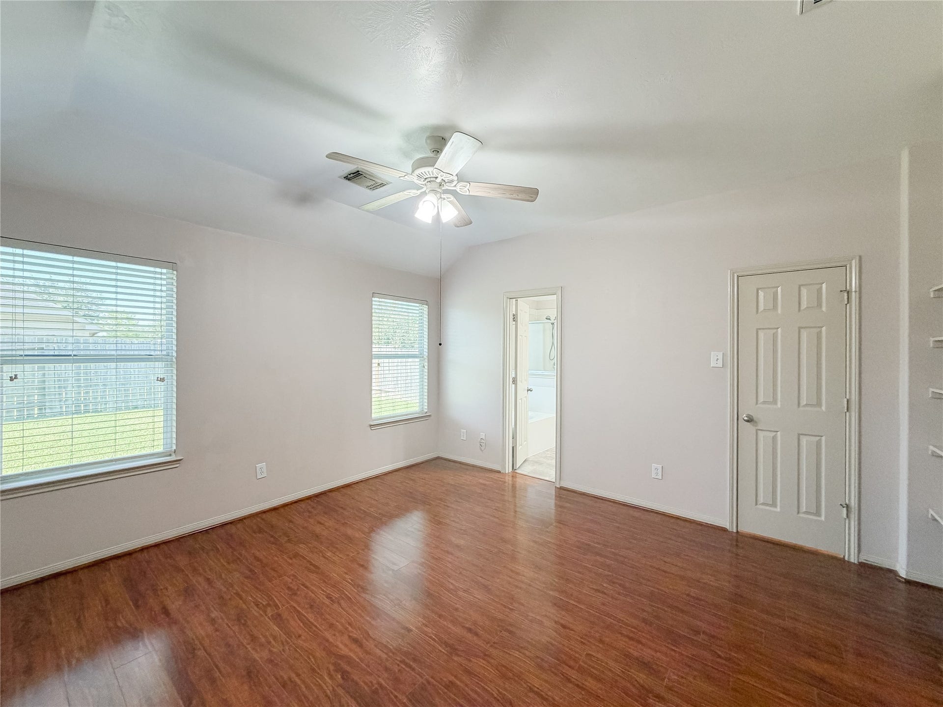 8110 Saragosa Blue Lane, Richmond, TX 77407 Primary Bedroom