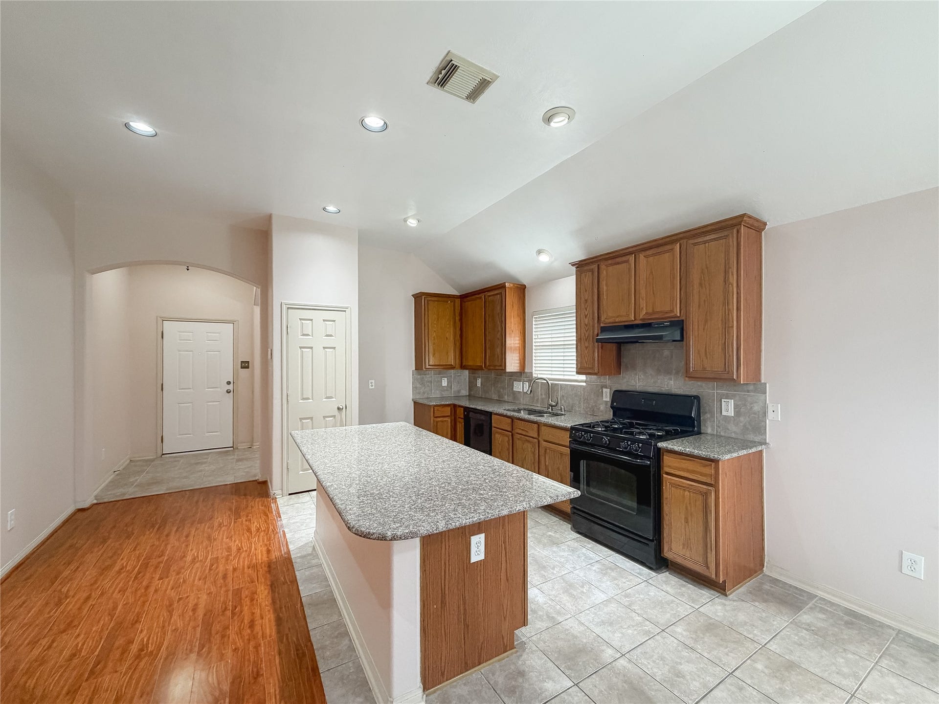 8110 Saragosa Blue Lane, Richmond, TX 77407 8110 Saragosa Blue Lane, Richmond, TX 77407
