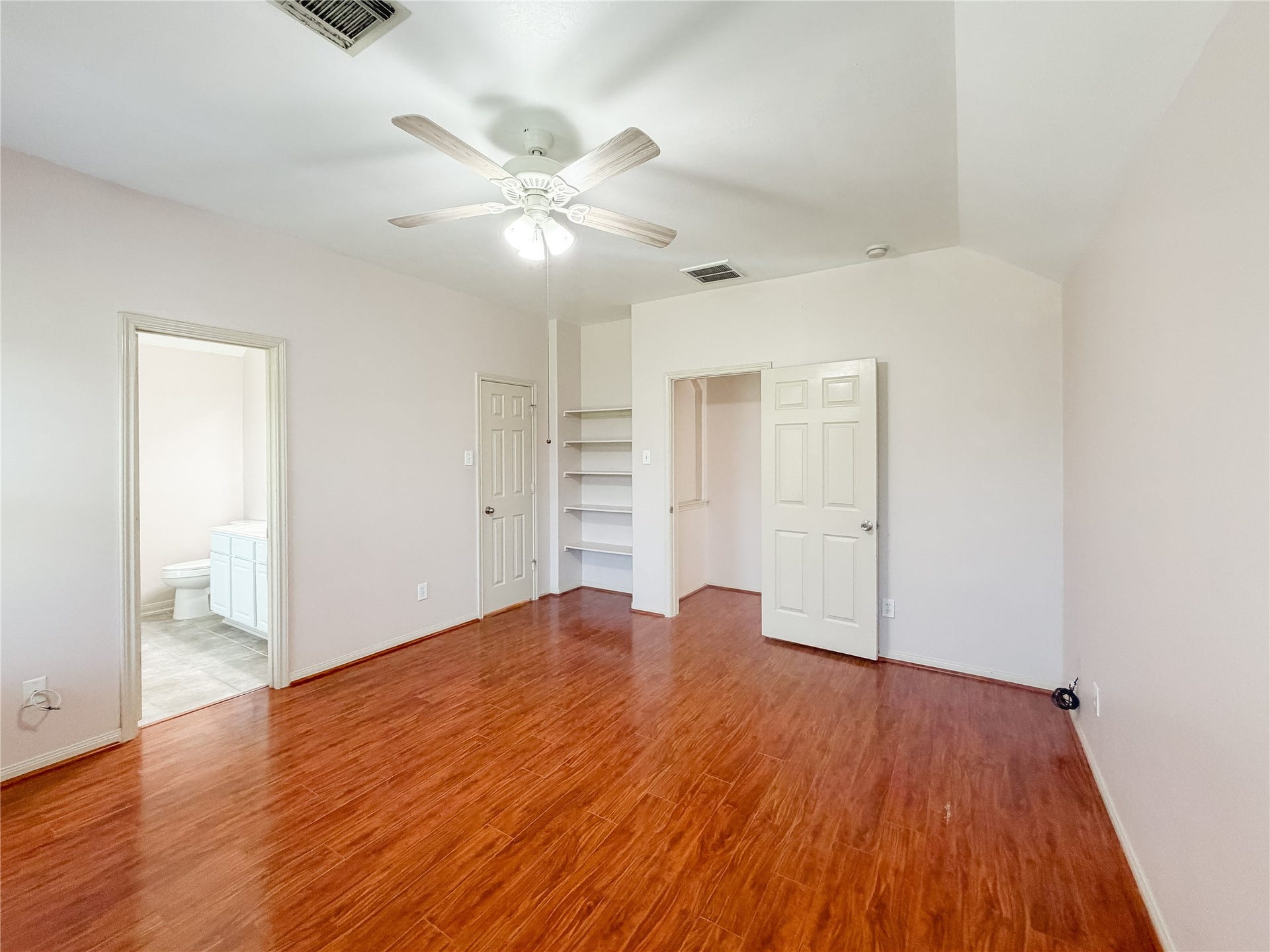 8110 Saragosa Blue Lane, Richmond, TX 77407 Primary Bedroom