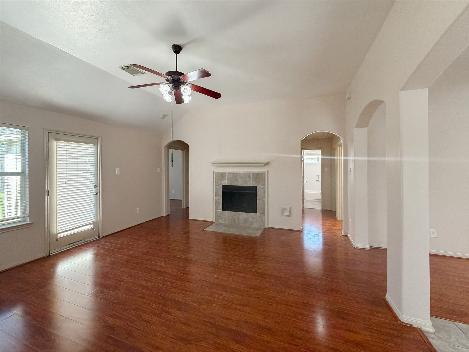 8110 Saragosa Blue Lane, Richmond, TX 77407 8110 Saragosa Blue Lane, Richmond, TX 77407