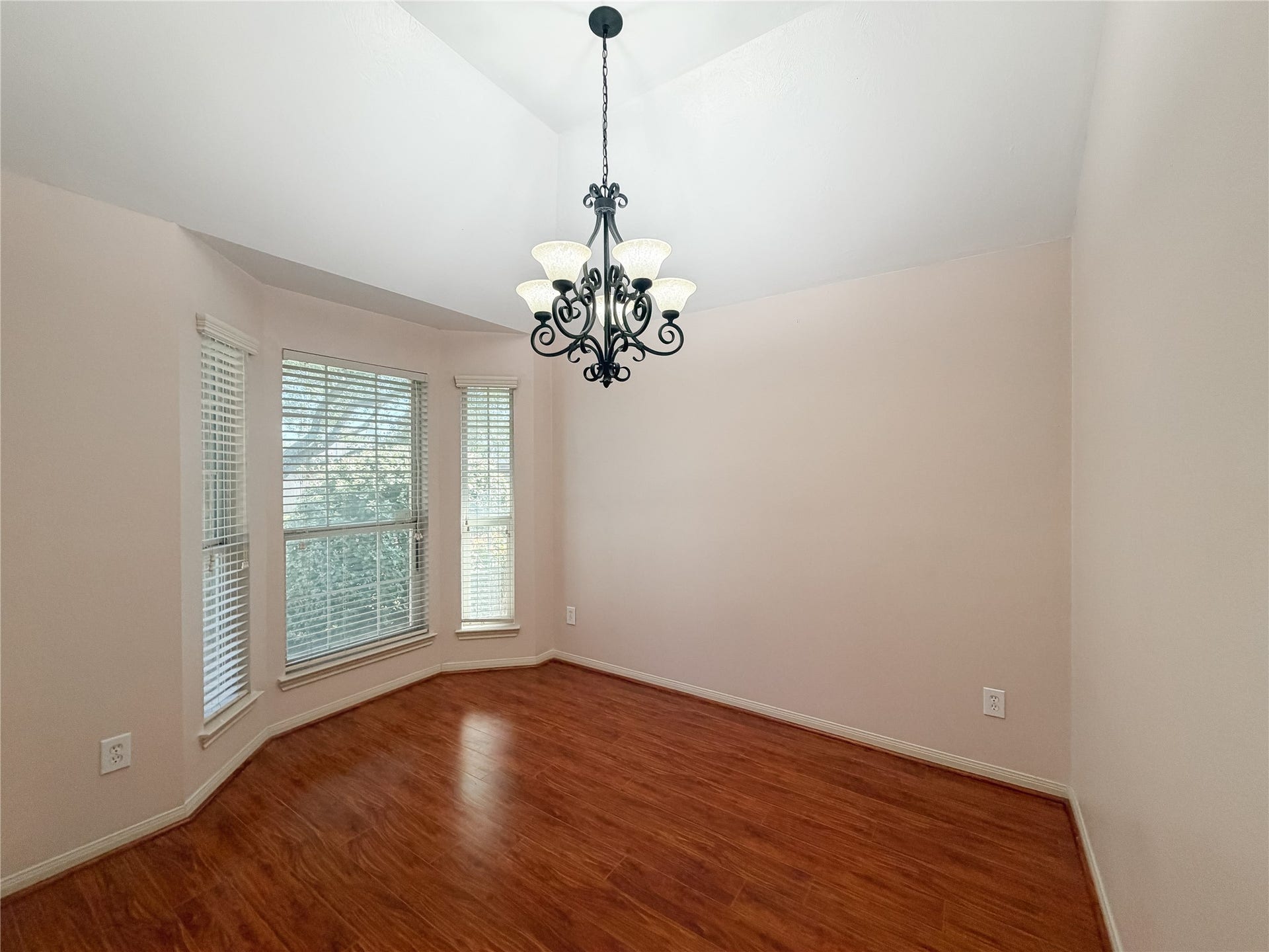 8110 Saragosa Blue Lane, Richmond, TX 77407 8110 Saragosa Blue Lane, Richmond, TX 77407