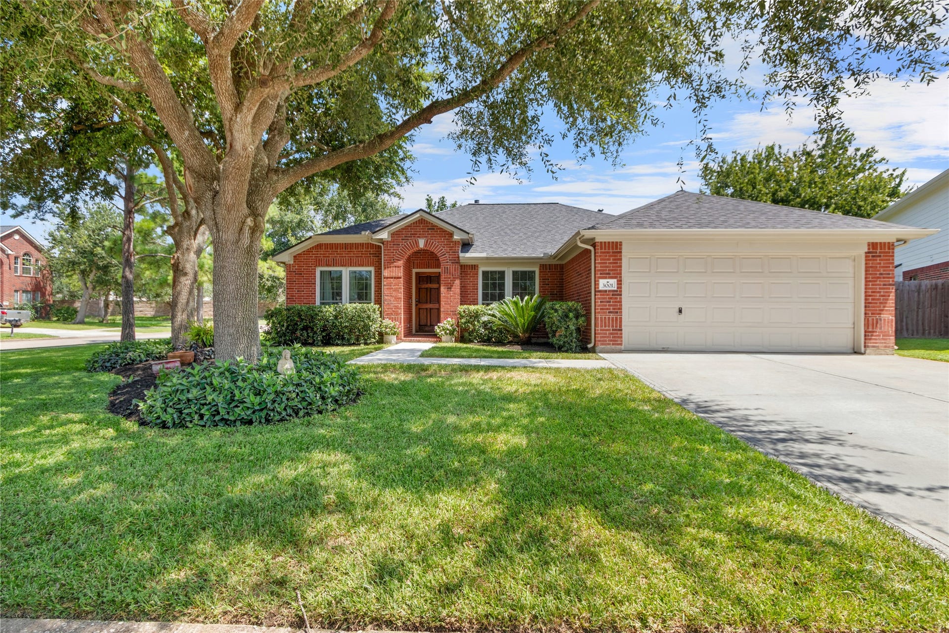 3001 Meadow Bay Drive, Dickinson, TX 77539 3001 Meadow Bay Drive, Dickinson, TX 77539