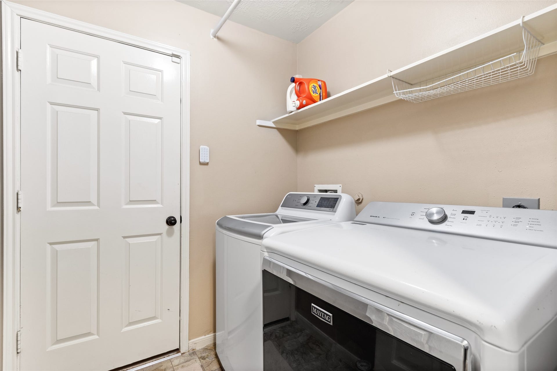 3001 Meadow Bay Drive, Dickinson, TX 77539 3001 Meadow Bay Drive, Dickinson, TX 77539