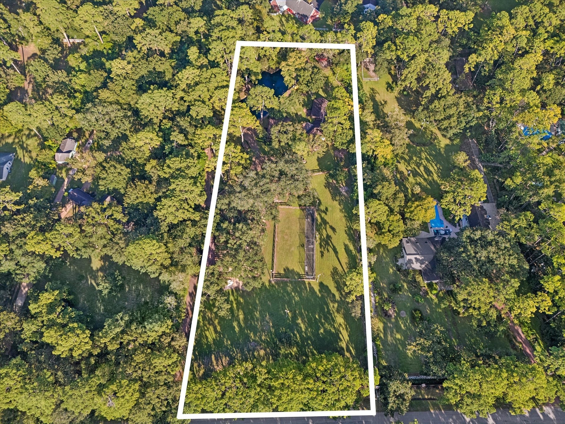 24 W Rivercrest Drive, Houston, TX 77042 24 W Rivercrest Drive, Houston, TX 77042