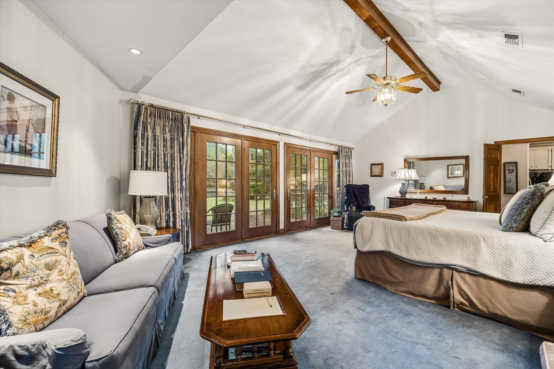 24 W Rivercrest Drive, Houston, TX 77042 24 W Rivercrest Drive, Houston, TX 77042