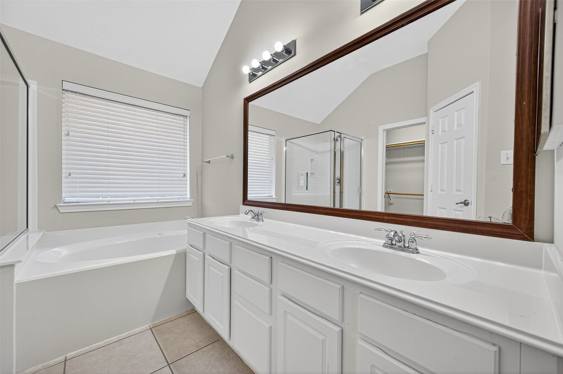 6927 Great Oaks Shadow Drive, Houston, TX 77083 6927 Great Oaks Shadow Drive, Houston, TX 77083