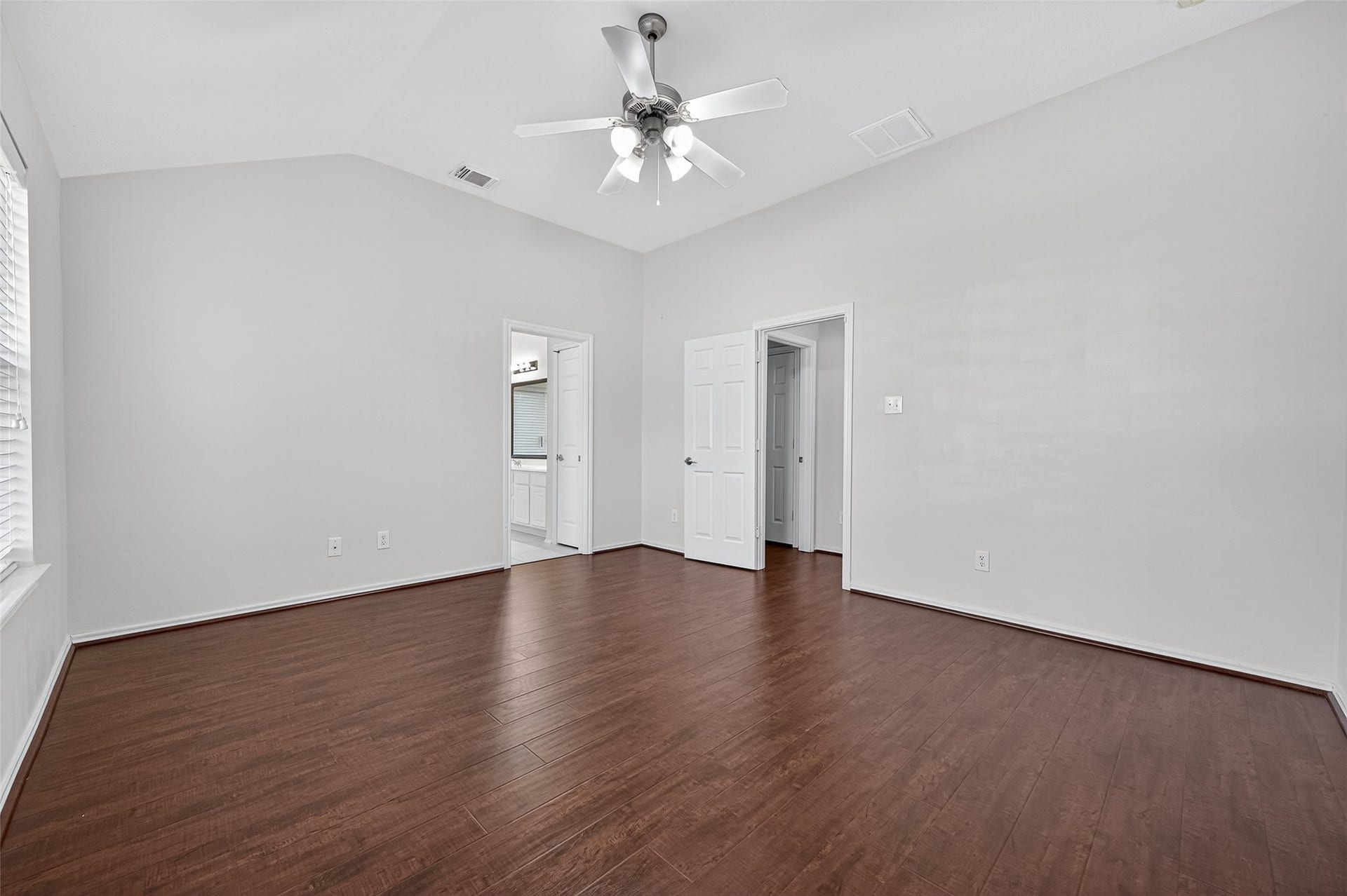 6927 Great Oaks Shadow Drive, Houston, TX 77083 6927 Great Oaks Shadow Drive, Houston, TX 77083