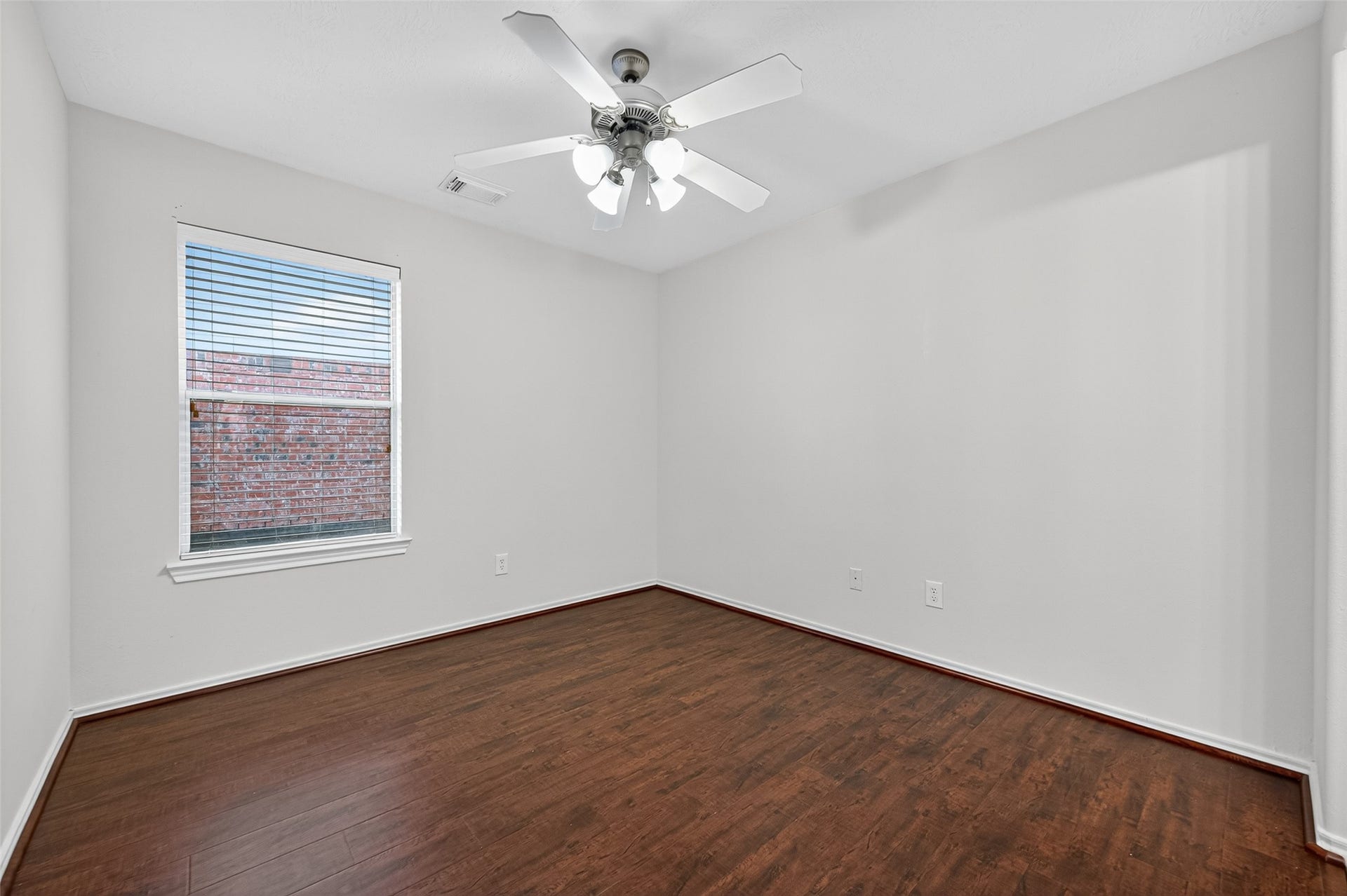 6927 Great Oaks Shadow Drive, Houston, TX 77083 6927 Great Oaks Shadow Drive, Houston, TX 77083