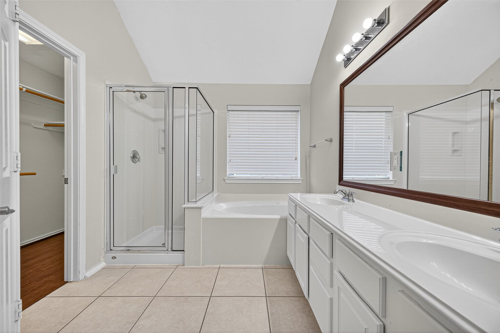 6927 Great Oaks Shadow Drive, Houston, TX 77083 6927 Great Oaks Shadow Drive, Houston, TX 77083